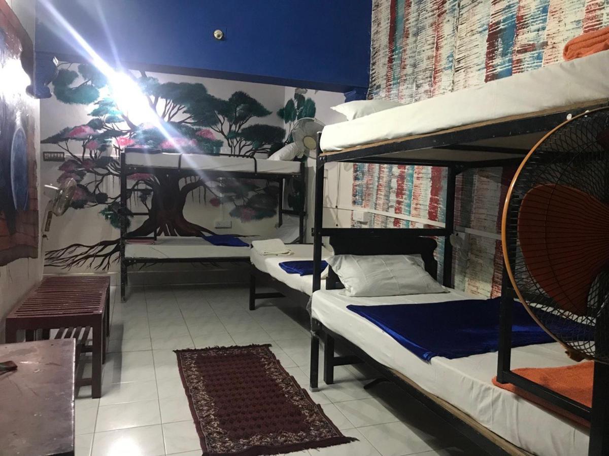 Brisbane Lodge & Hostel Kochi Zewnętrze zdjęcie